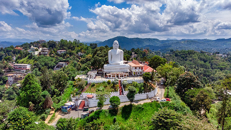 Bahirawakanda Buddha Statue